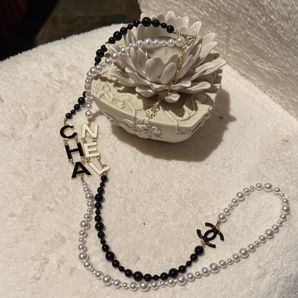 Necklace Long Black and White Pearl Necklace with Gold Accents